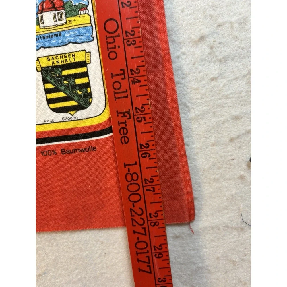 Vintage Map of‎ Germany Souvenir Tea Towel Crests/Leaf Border Linen 28x18 NWOT